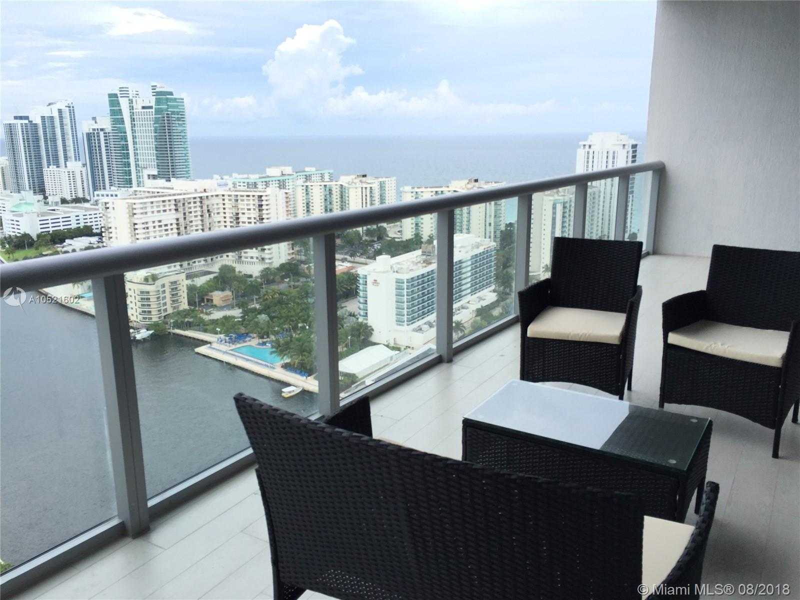 Small Image of 2600 E Hallandale Beach Blvd, Hallandale Beach, FL 33009, USA Number 2