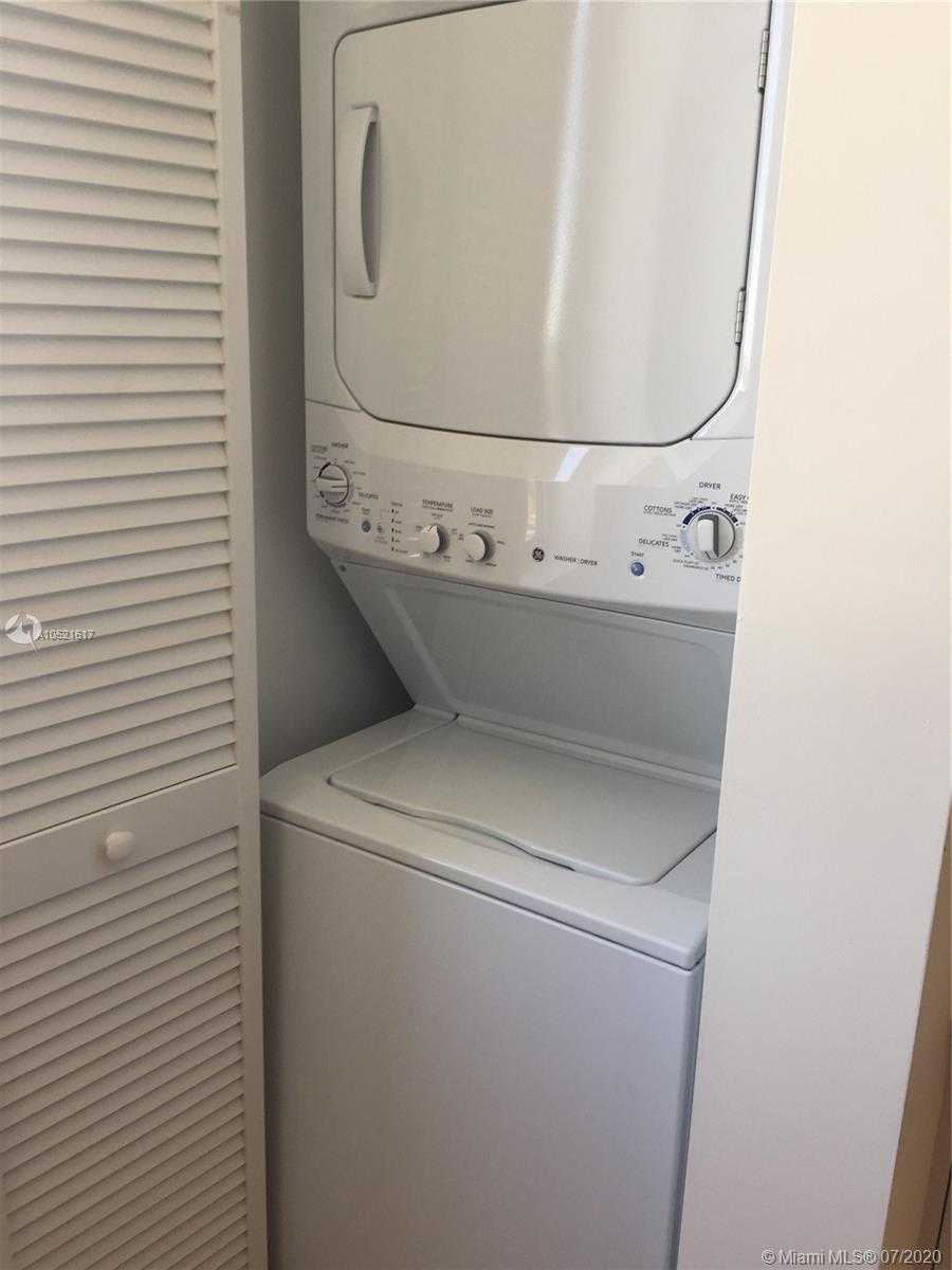 Small Image of 2600 E Hallandale Beach Blvd, Hallandale Beach, FL 33009, USA Number 12