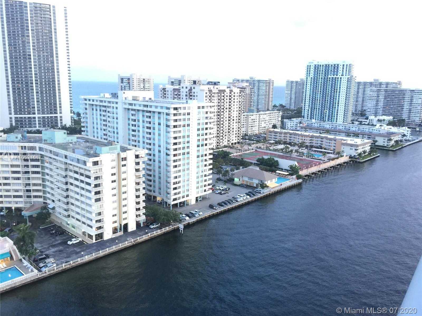 Small Image of 2600 E Hallandale Beach Blvd, Hallandale Beach, FL 33009, USA Number 4