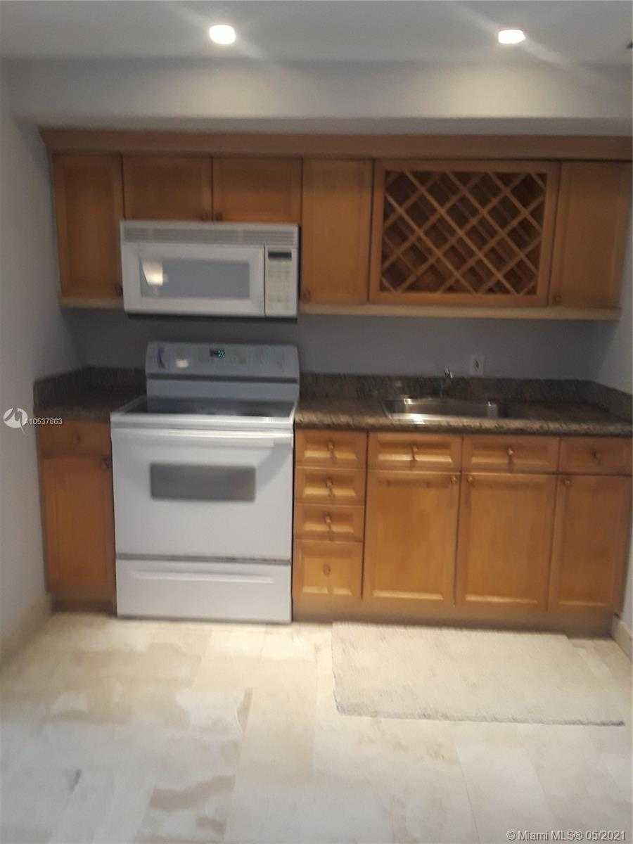 Small Object Image