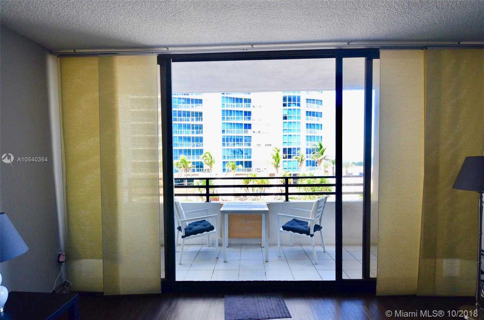 Small Image of 3505 S Ocean Dr, Hollywood, FL 33019, USA Number 2
