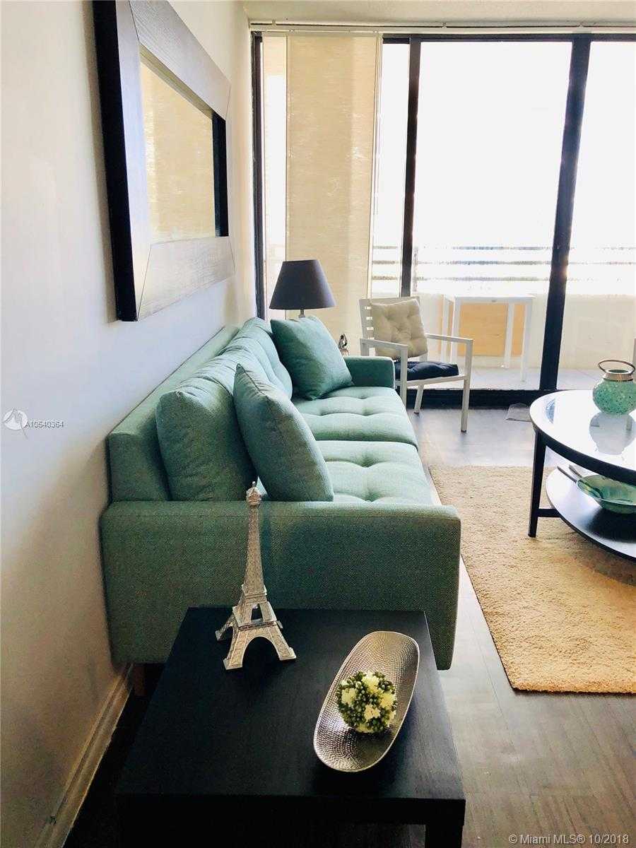 Small Image of 3505 S Ocean Dr, Hollywood, FL 33019, USA Number 8