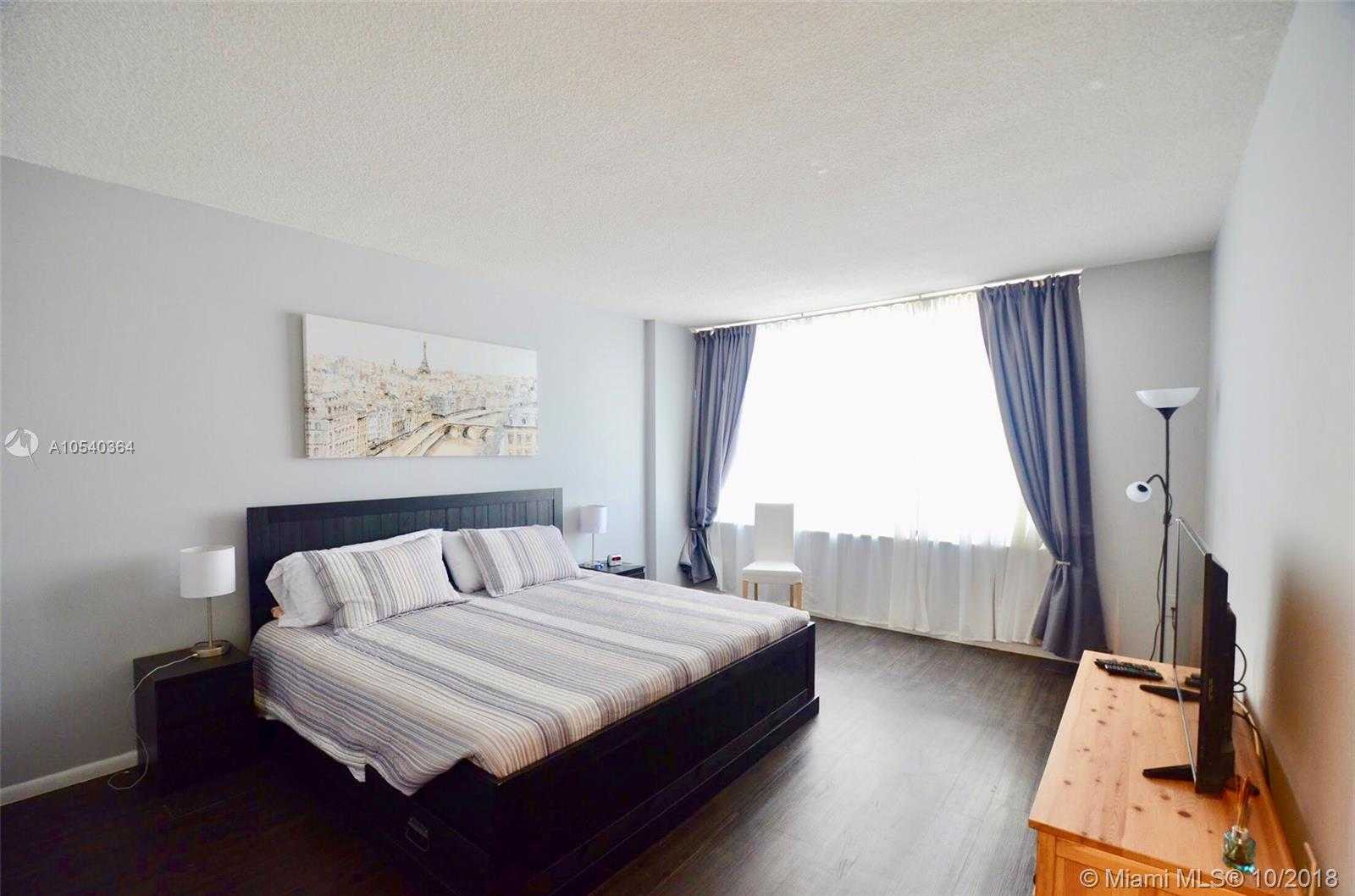 Small Image of 3505 S Ocean Dr, Hollywood, FL 33019, USA Number 9
