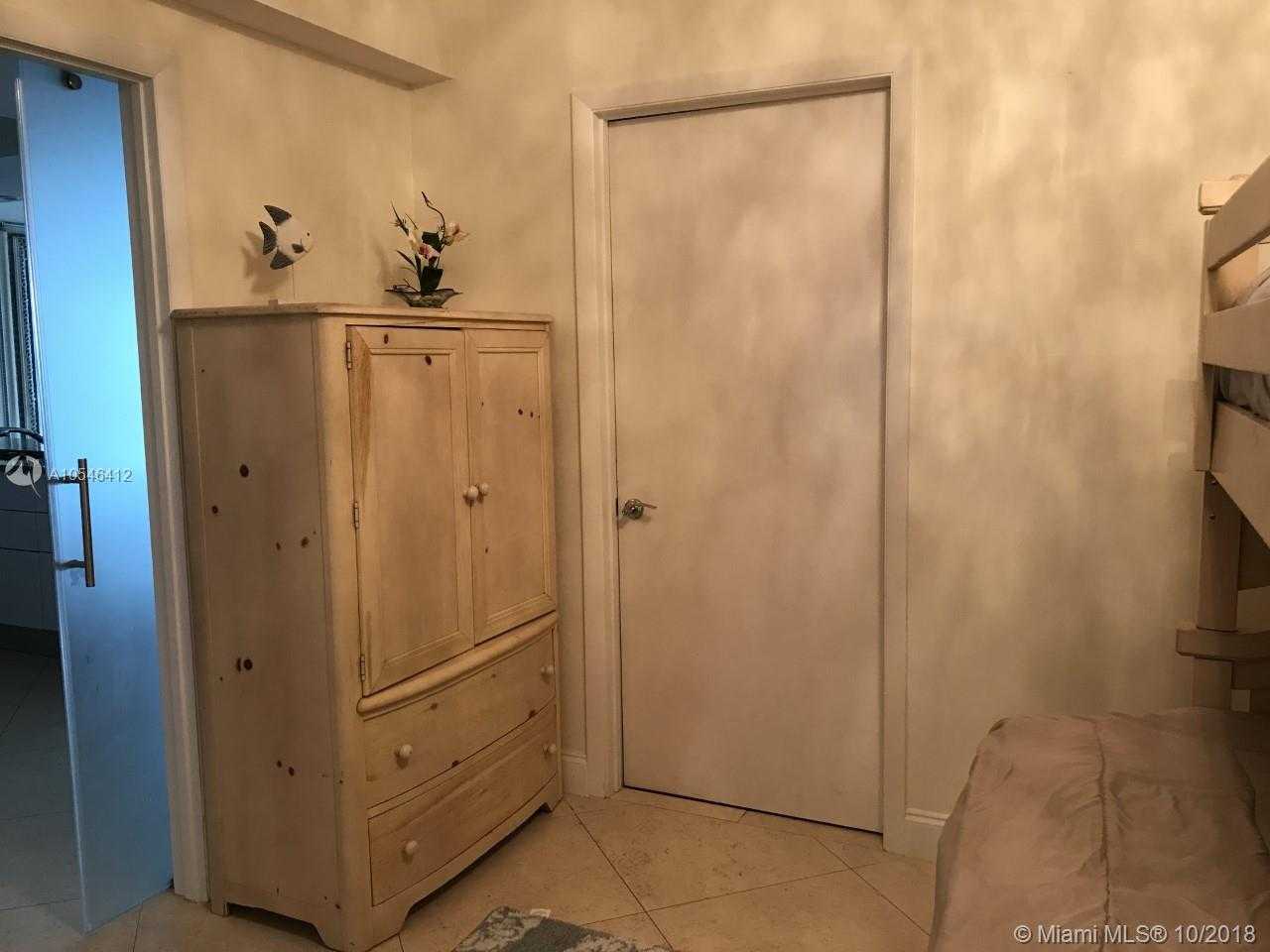 Small Image of 1830 S Ocean Dr, Hallandale Beach, FL 33009, USA Number 50
