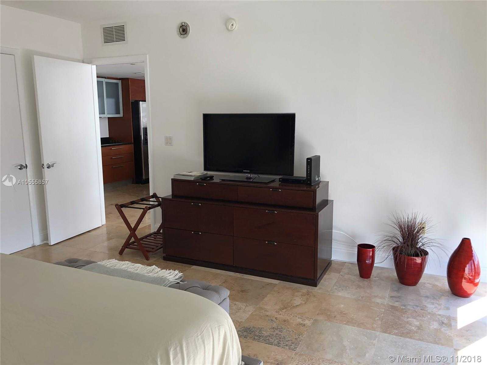 Small Image of 1830 S Ocean Dr, Hallandale Beach, FL 33009, USA Number 12