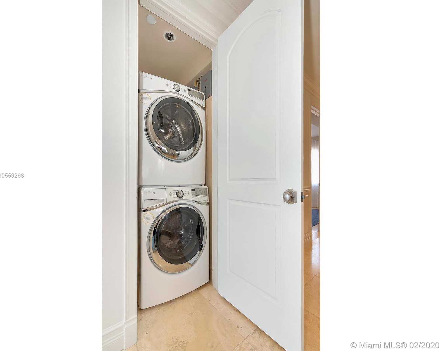 Small Image of 19251 Fisher Island Dr, Miami Beach, FL 33109, USA Number 32