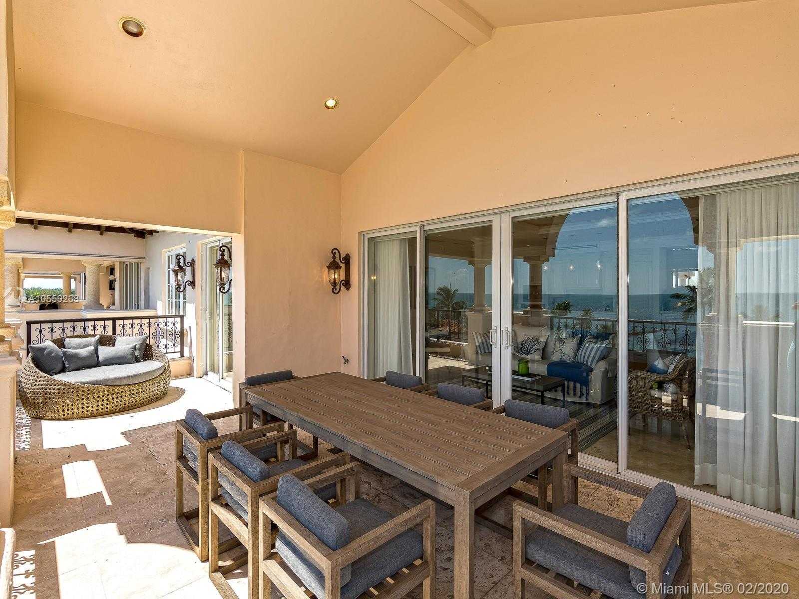 Small Image of 19251 Fisher Island Dr, Miami Beach, FL 33109, USA Number 37