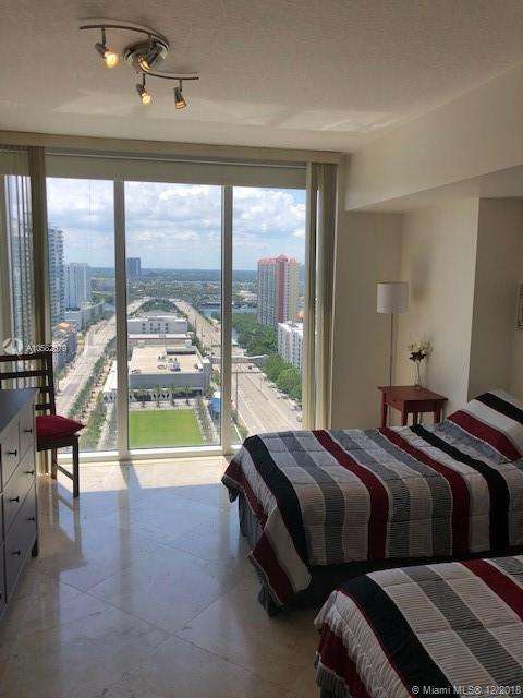 Small Image of 16699 Collins Ave, Hollywood, FL 33024, USA Number 4