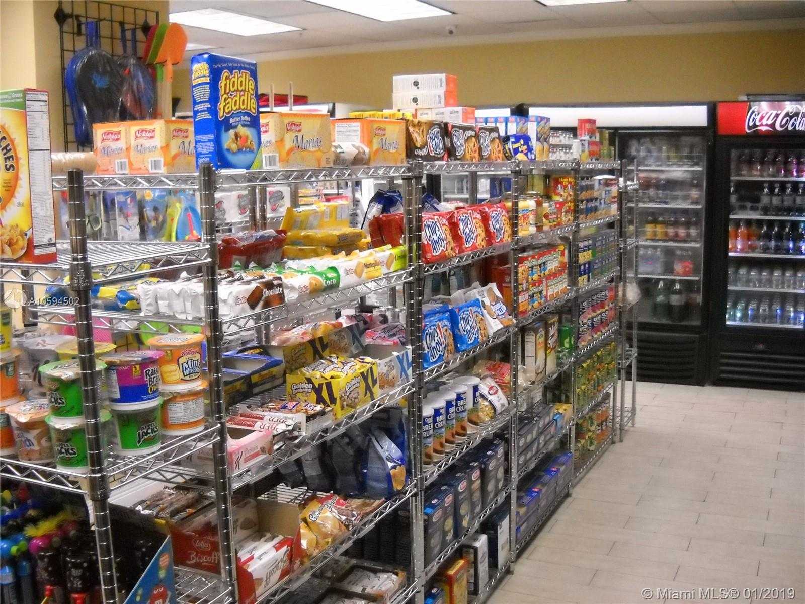 Small Image of 3801 S Ocean Dr, Hollywood, FL 33019, USA Number 27