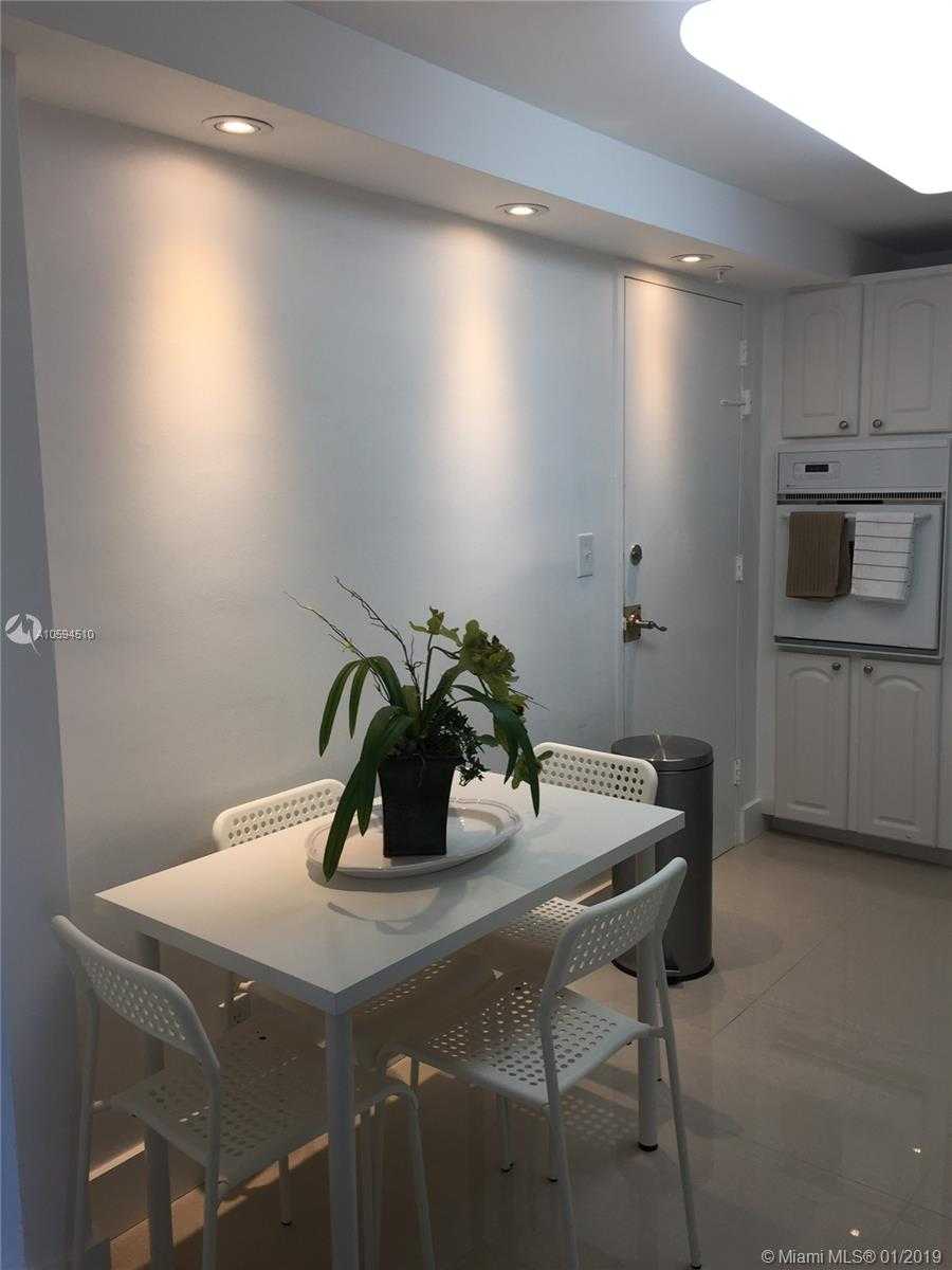 Small Image of 3901 S Ocean Dr, Hollywood, FL 33019, USA Number 16