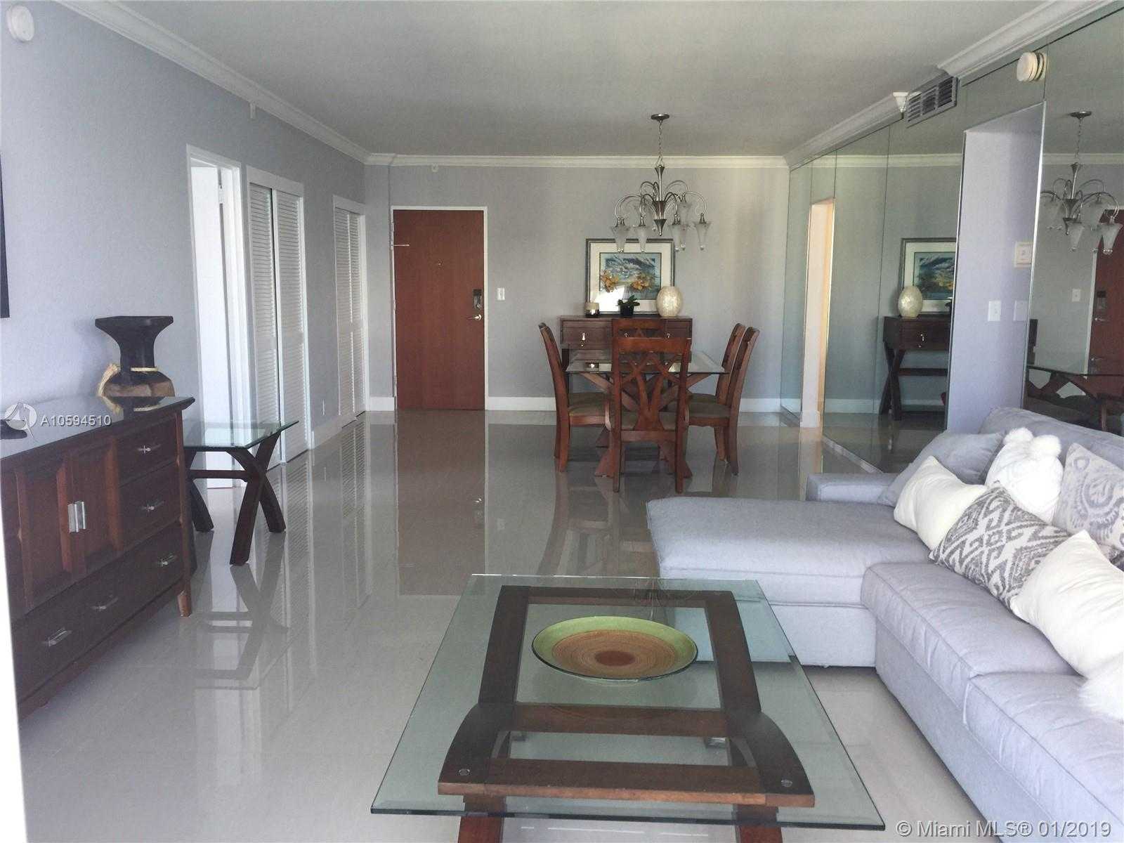 Small Image of 3901 S Ocean Dr, Hollywood, FL 33019, USA Number 2