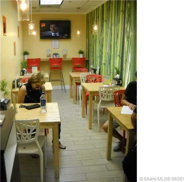 Small Image of 3901 S Ocean Dr, Hollywood, FL 33019, USA Number 22