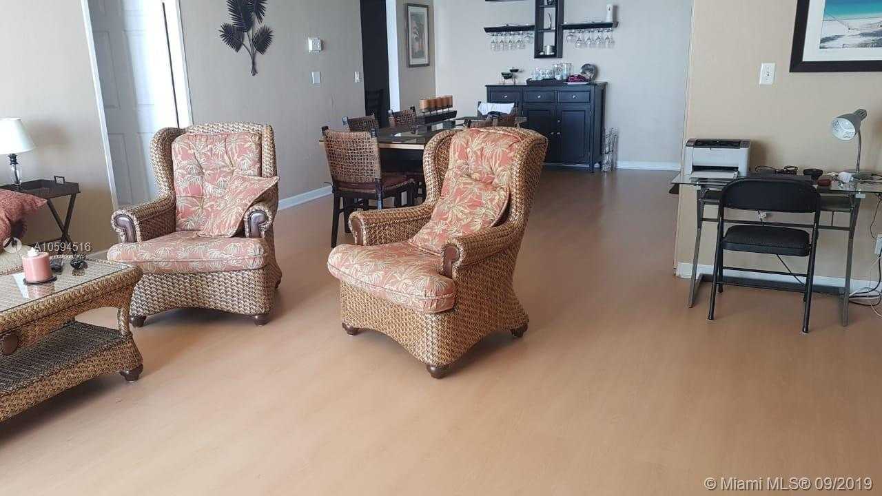 Small Image of 3901 S Ocean Dr, Hollywood, FL 33019, USA Number 5