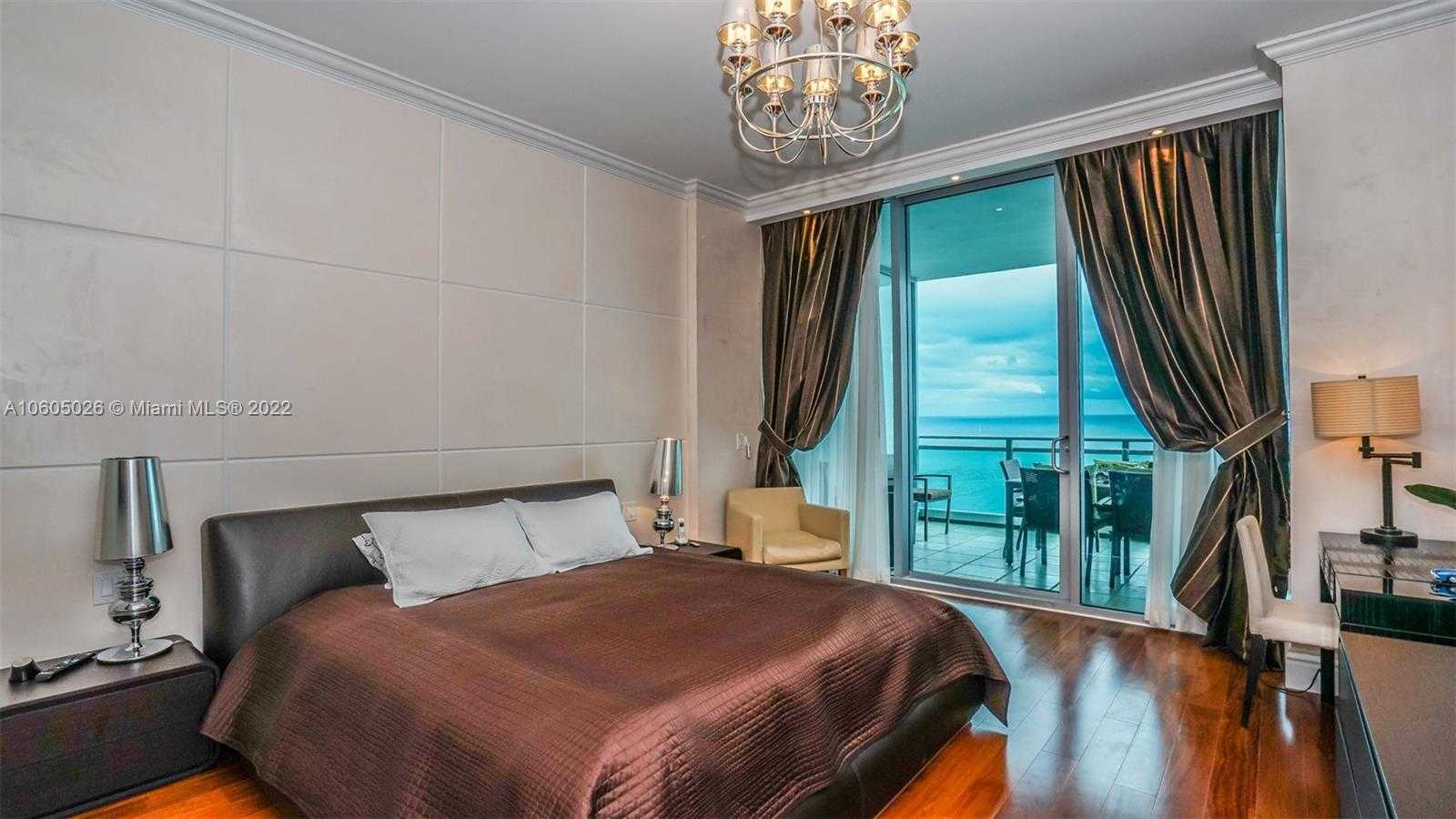 Small Image of 10295 Collins Ave, Bal Harbour, FL 33154, USA Number 16