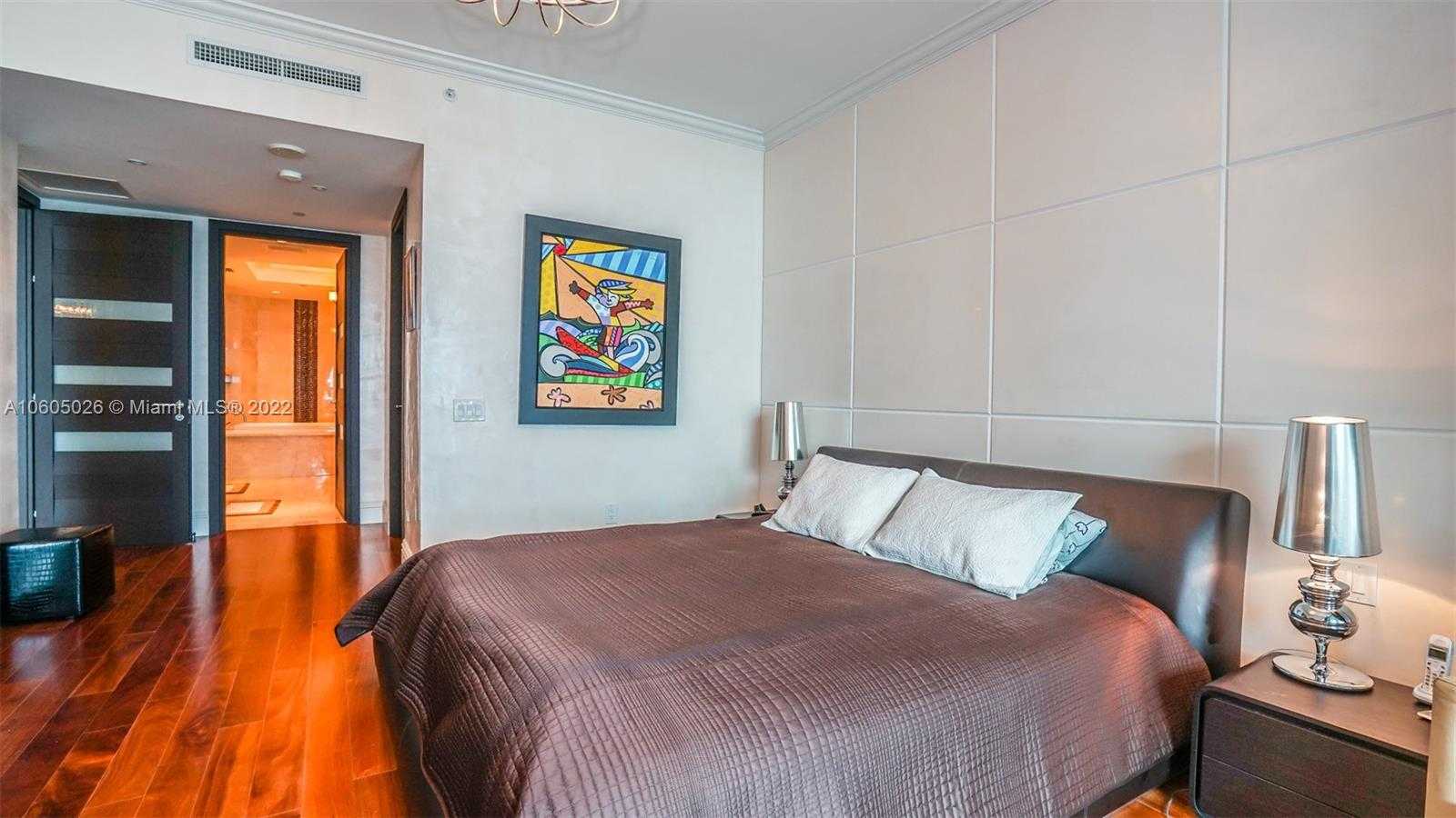 Small Image of 10295 Collins Ave, Bal Harbour, FL 33154, USA Number 17