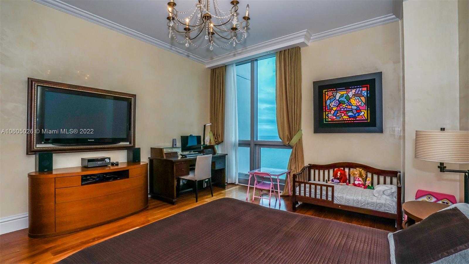 Small Image of 10295 Collins Ave, Bal Harbour, FL 33154, USA Number 21