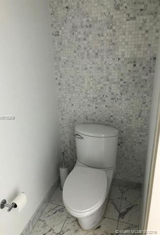 Small Object Image