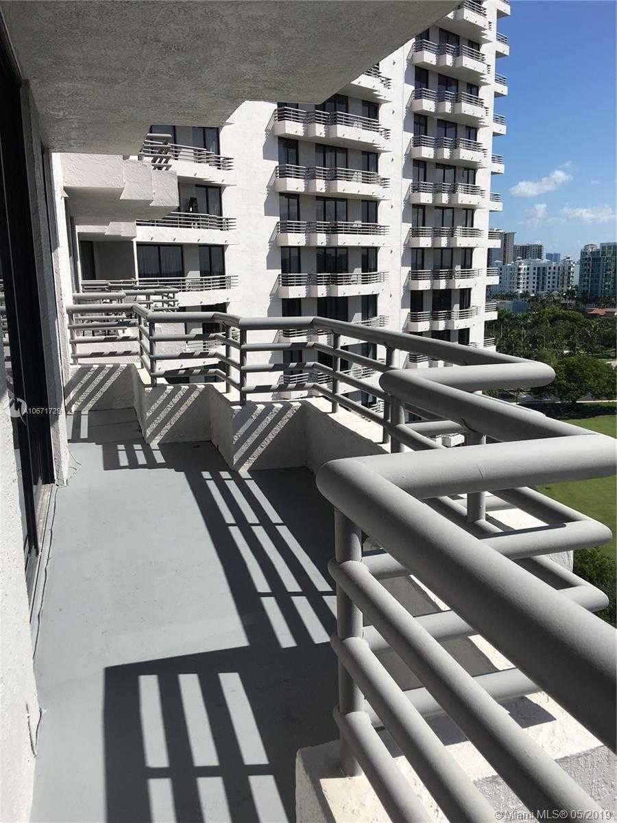 Small Image of 3300 NE 191st St, Aventura, FL 33180, USA Number 13