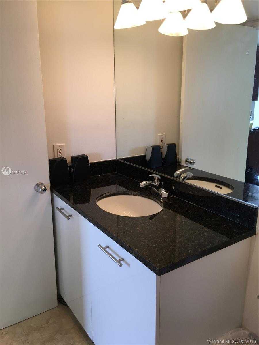 Small Image of 3300 NE 191st St, Aventura, FL 33180, USA Number 18