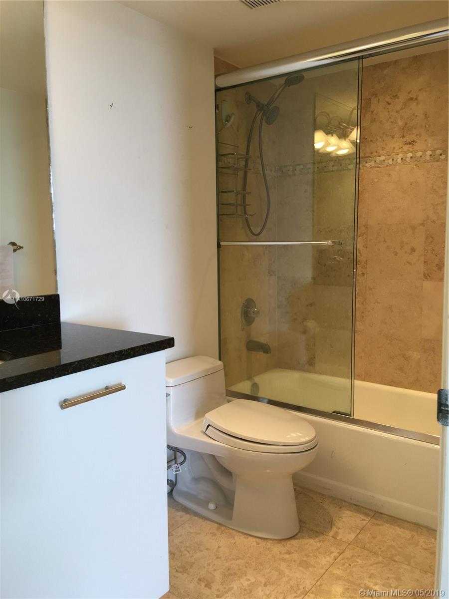 Small Image of 3300 NE 191st St, Aventura, FL 33180, USA Number 20