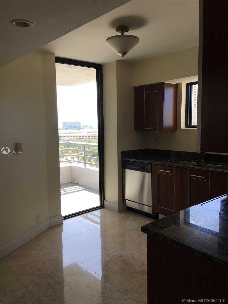 Small Image of 3300 NE 191st St, Aventura, FL 33180, USA Number 5