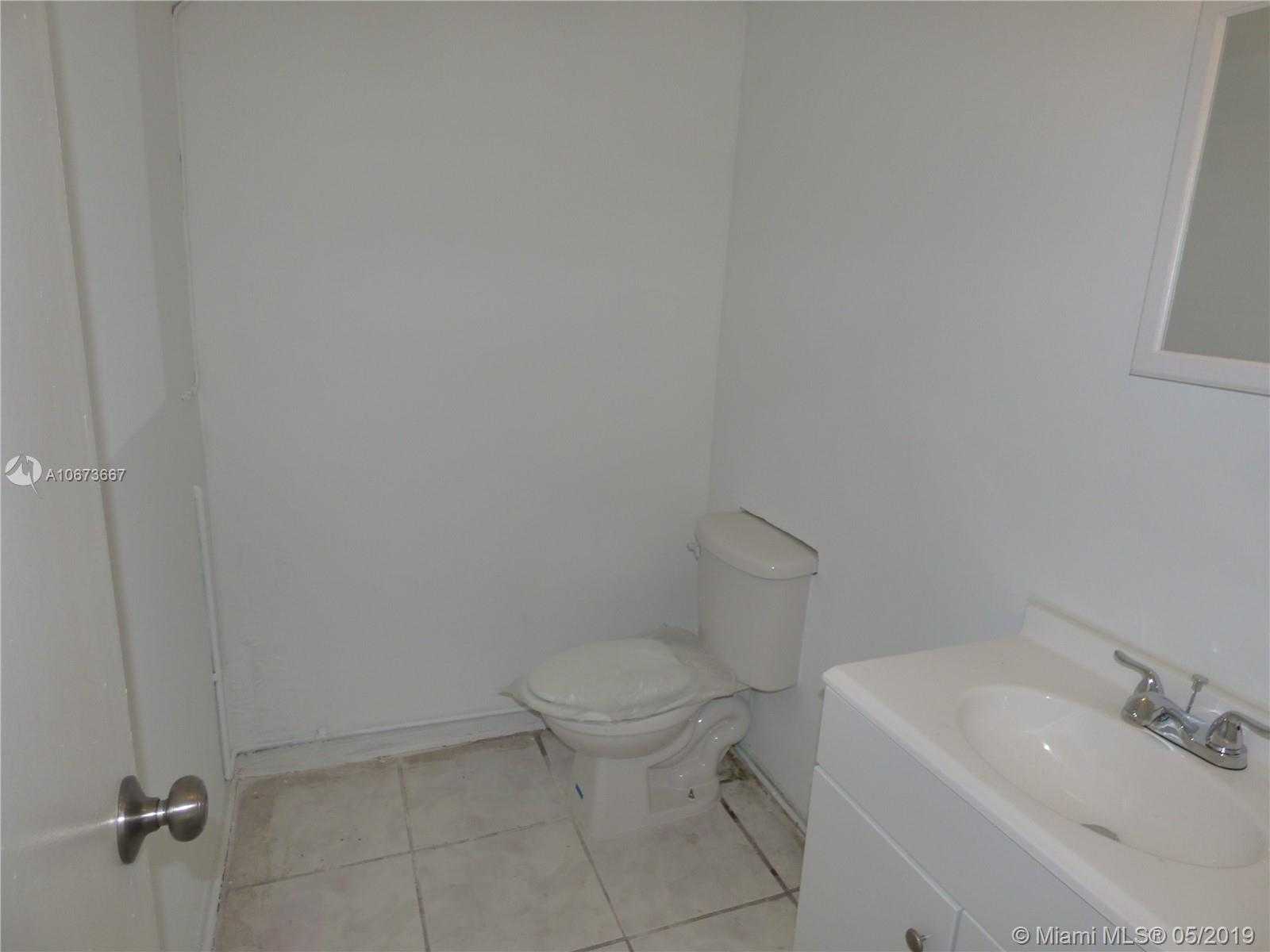Small Object Image