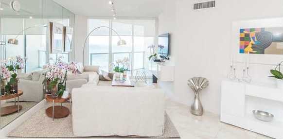 Small Image of 16699 Collins Ave, Hollywood, FL 33024, USA Number 20