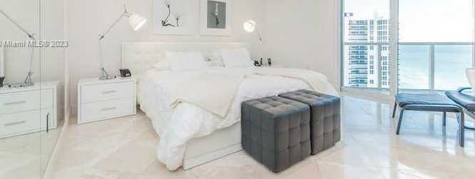 Small Image of 16699 Collins Ave, Hollywood, FL 33024, USA Number 26