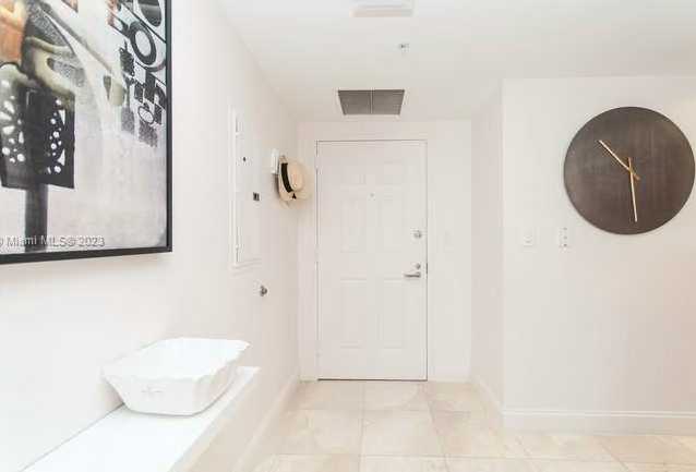 Small Image of 16699 Collins Ave, Hollywood, FL 33024, USA Number 8