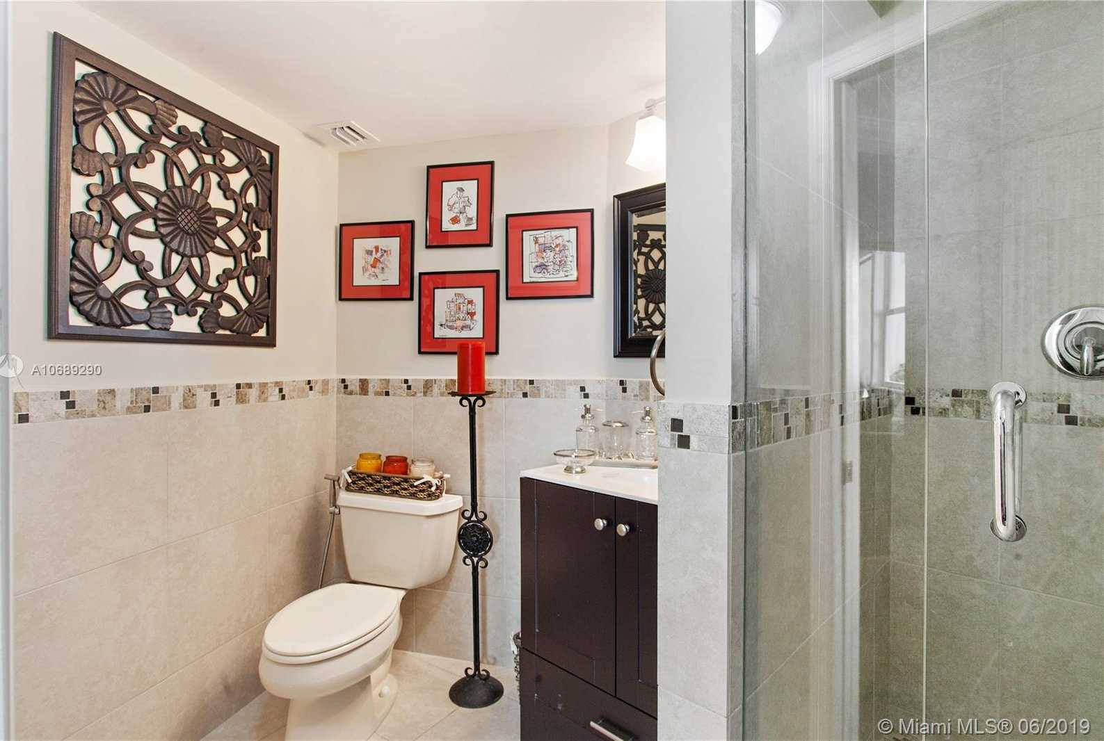 Small Image of 3180 SOUTH OCEAN DR #404, Hallandale Beach Number 14