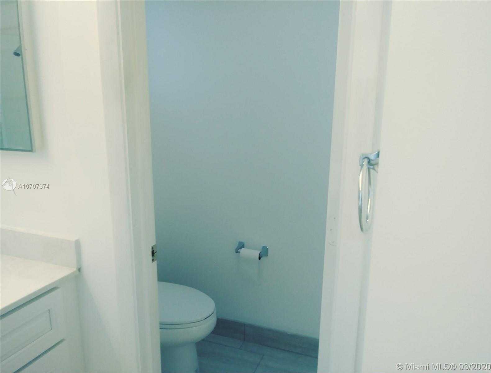 Small Object Image
