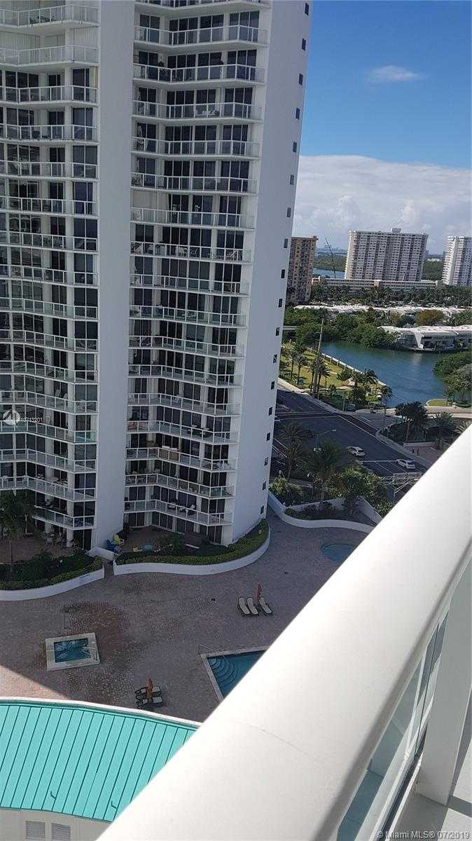 Small Object Image