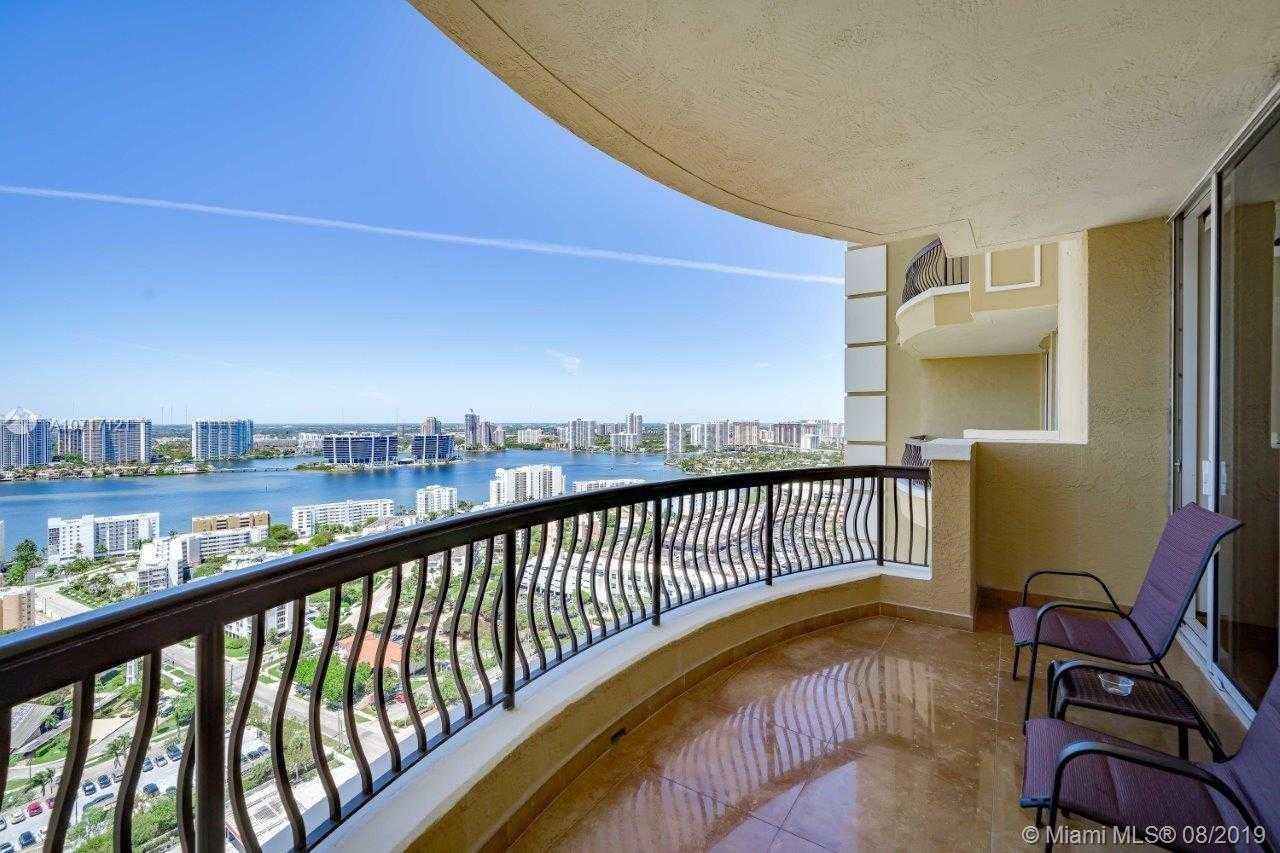 Small Image of 17875 Collins Ave, Sunny Isles Beach, FL 33160, USA Number 10