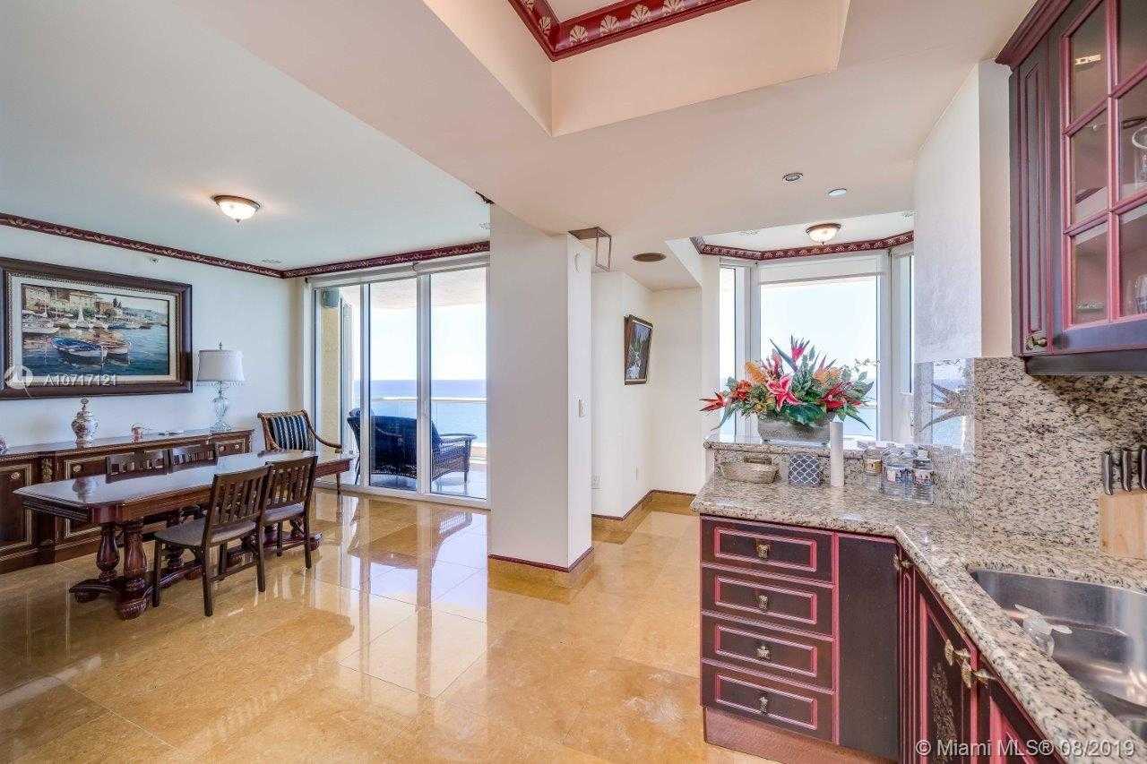 Small Image of 17875 Collins Ave, Sunny Isles Beach, FL 33160, USA Number 20