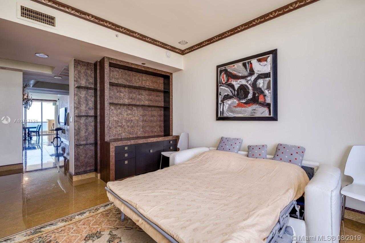 Small Image of 17875 Collins Ave, Sunny Isles Beach, FL 33160, USA Number 33