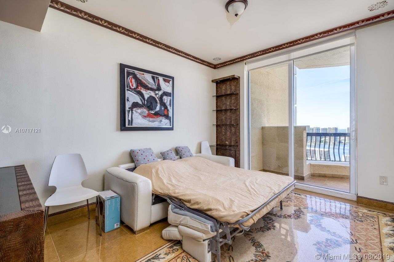 Small Image of 17875 Collins Ave, Sunny Isles Beach, FL 33160, USA Number 34