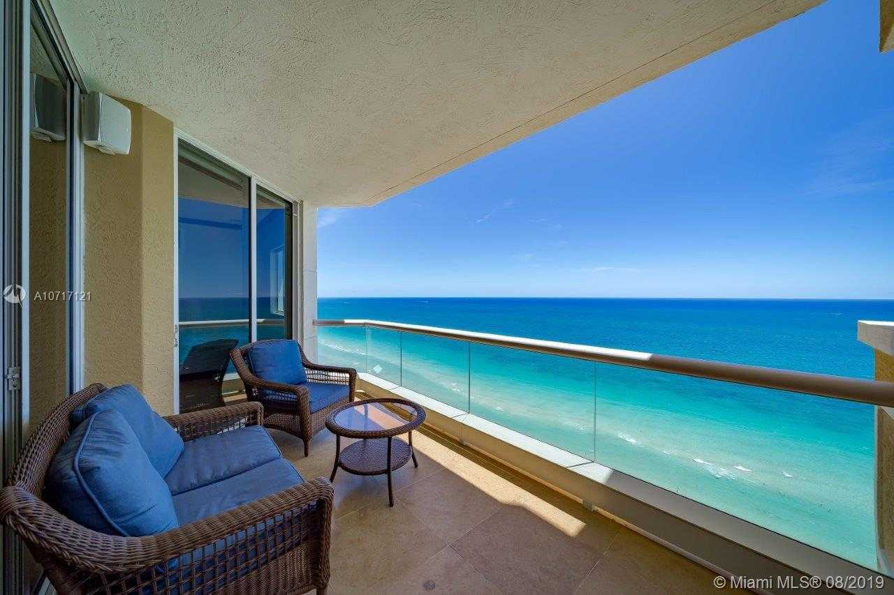 Small Image of 17875 Collins Ave, Sunny Isles Beach, FL 33160, USA Number 4