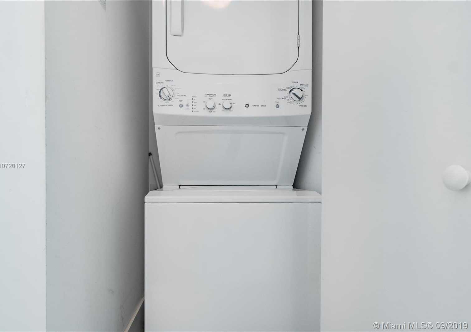 Small Object Image
