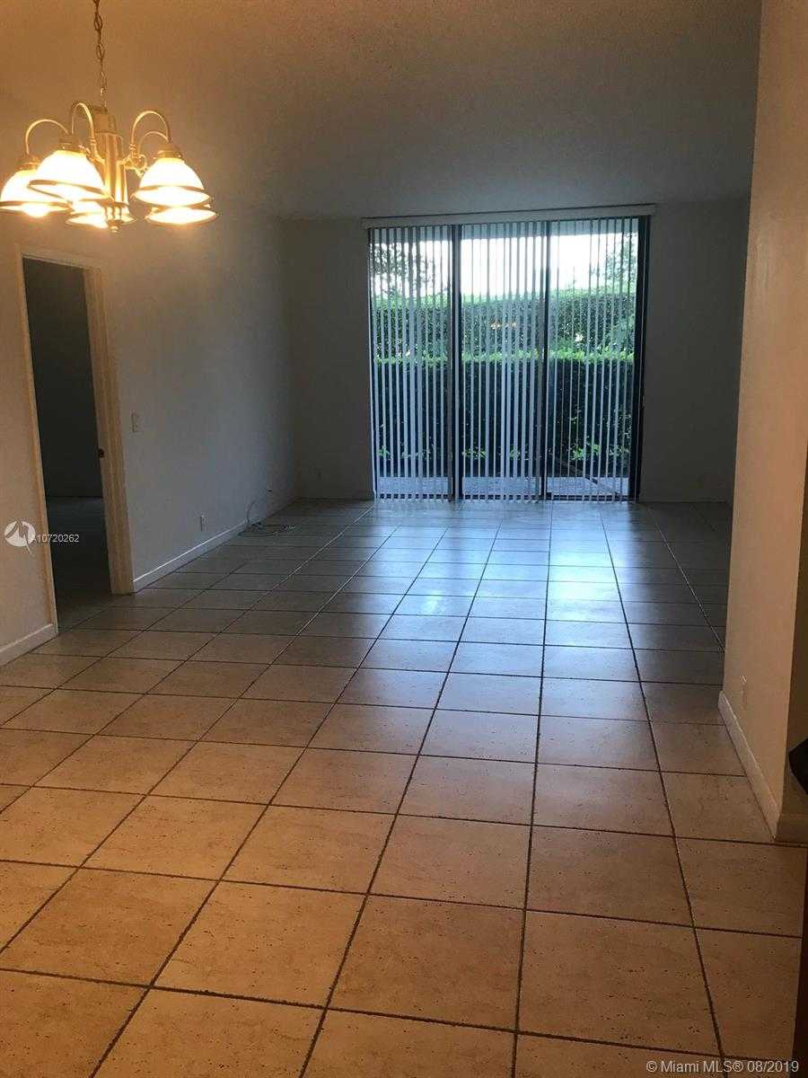 Small Image of 3300 NE 191st St, Aventura, FL 33180, USA Number 2