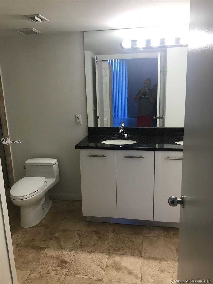 Small Image of 3300 NE 191st St, Aventura, FL 33180, USA Number 7