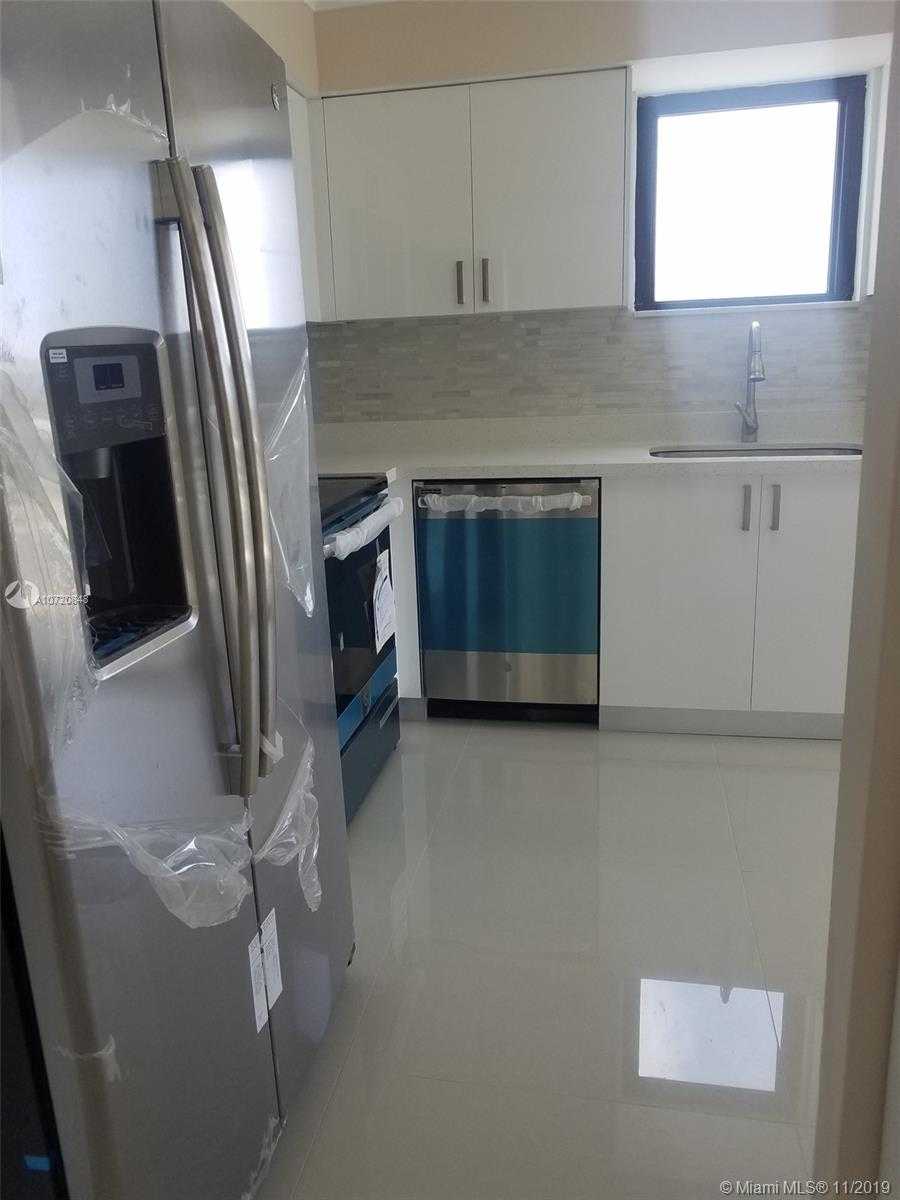 Small Image of 3300 NORTH EAST 192ND ST #1207, Aventura Number 2