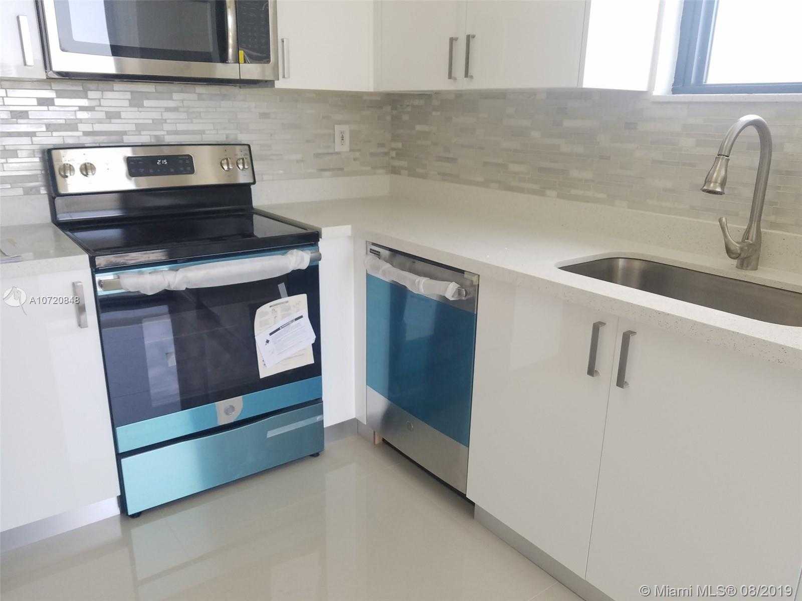 Small Image of 3300 NORTH EAST 192ND ST #1207, Aventura Number 4
