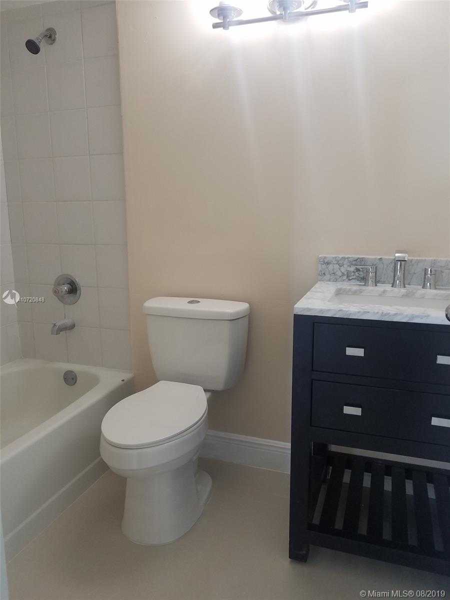 Small Image of 3300 NORTH EAST 192ND ST #1207, Aventura Number 6