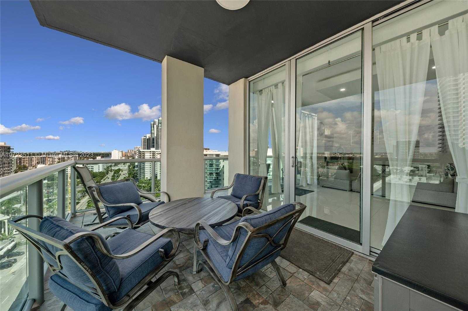 Small Image of 4001 S Ocean Dr, Hollywood, FL 33019, USA Number 31