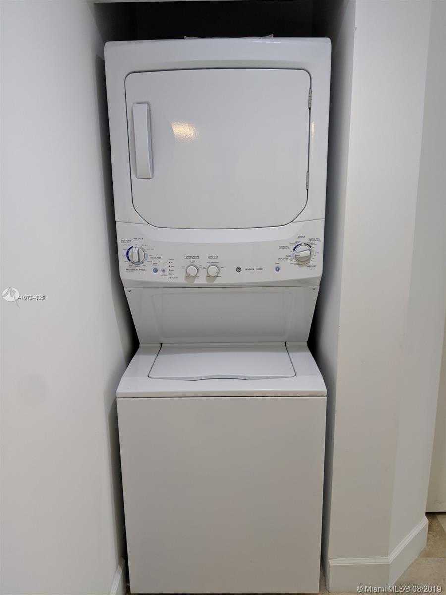 Small Object Image