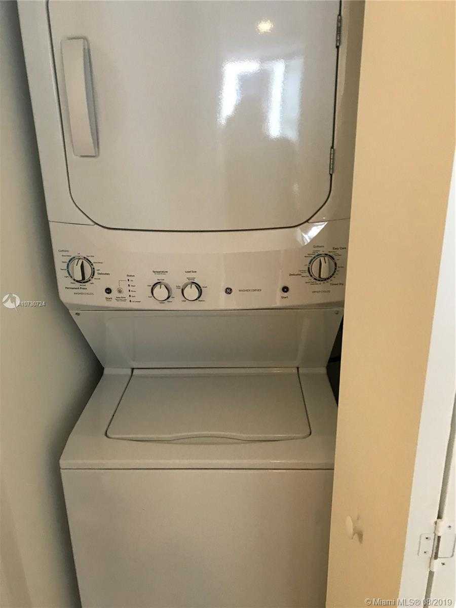 Small Object Image
