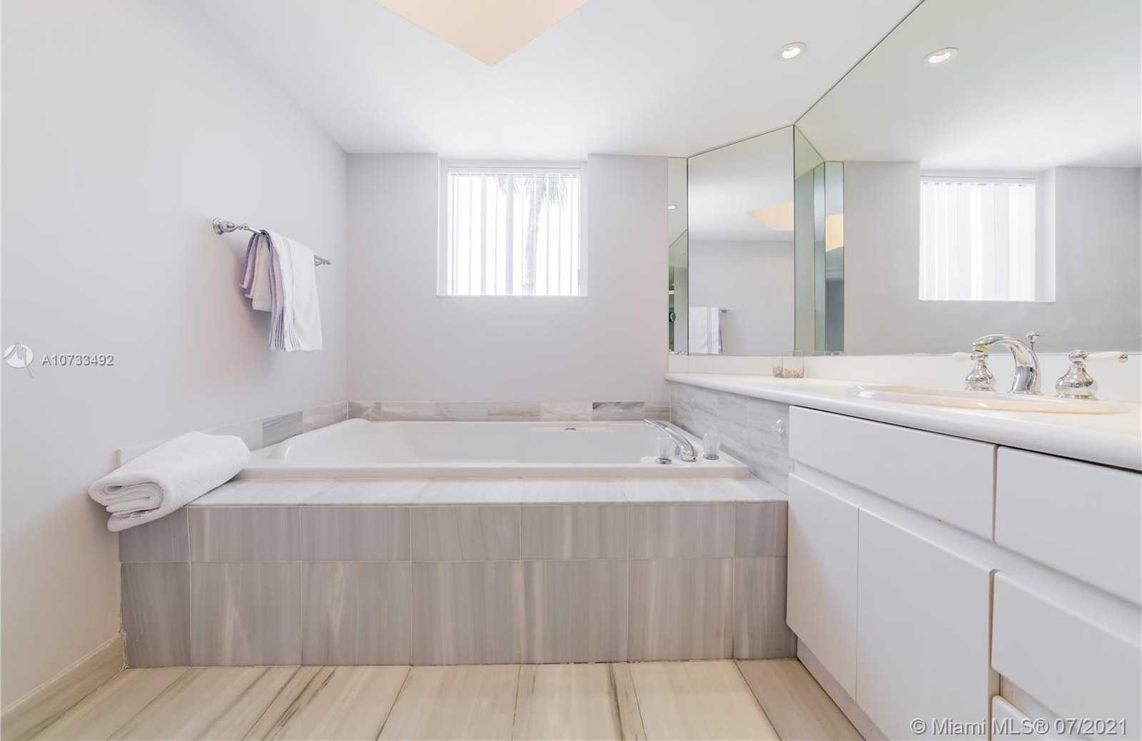 Small Image of 16425 COLLINS AVE #318, Sunny Isles Beach Number 28