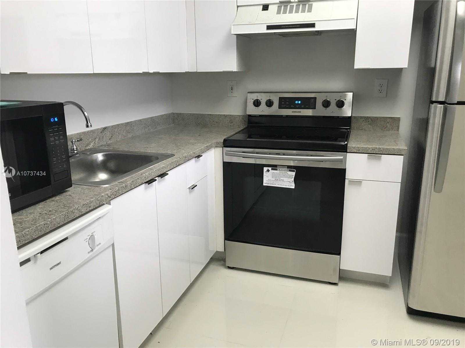 Small Image of 3300 NORTH EAST 191ST ST #404, Aventura Number 4