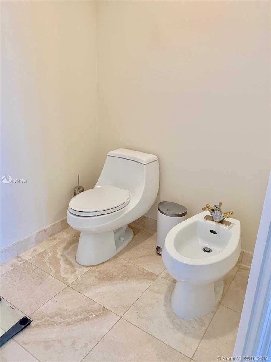 Small Image of 17555 COLLINS AVE #3202, Sunny Isles Beach Number 39