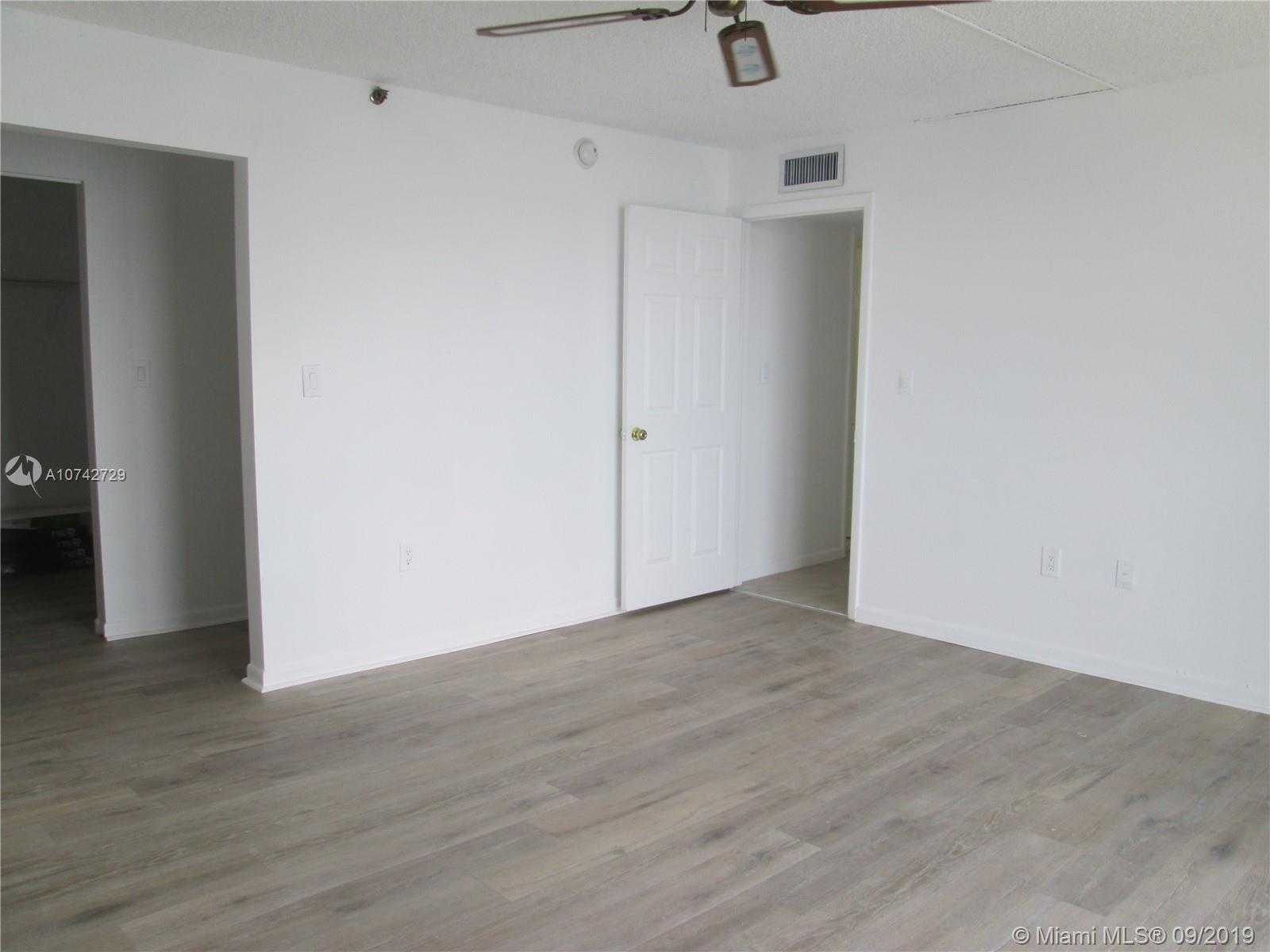 Small Image of 17500 NORTH BAY RD #S405, Sunny Isles Beach Number 15